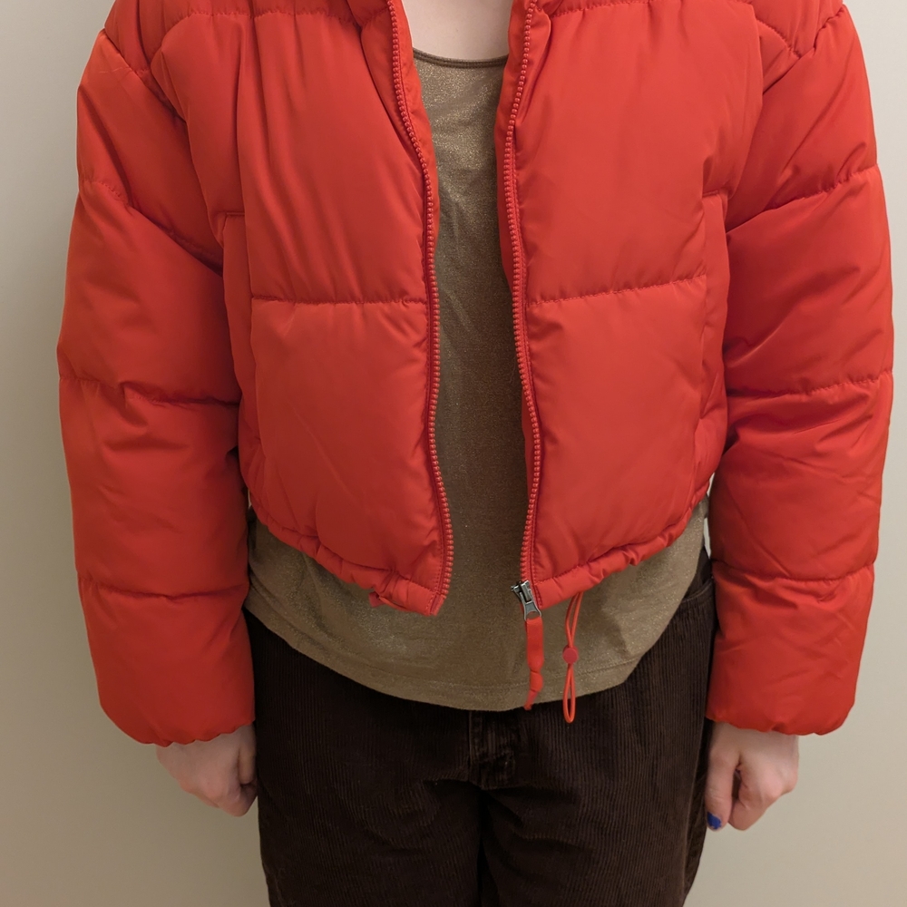 Divided Red Puffer Jacket Cozy and Stylish Size S